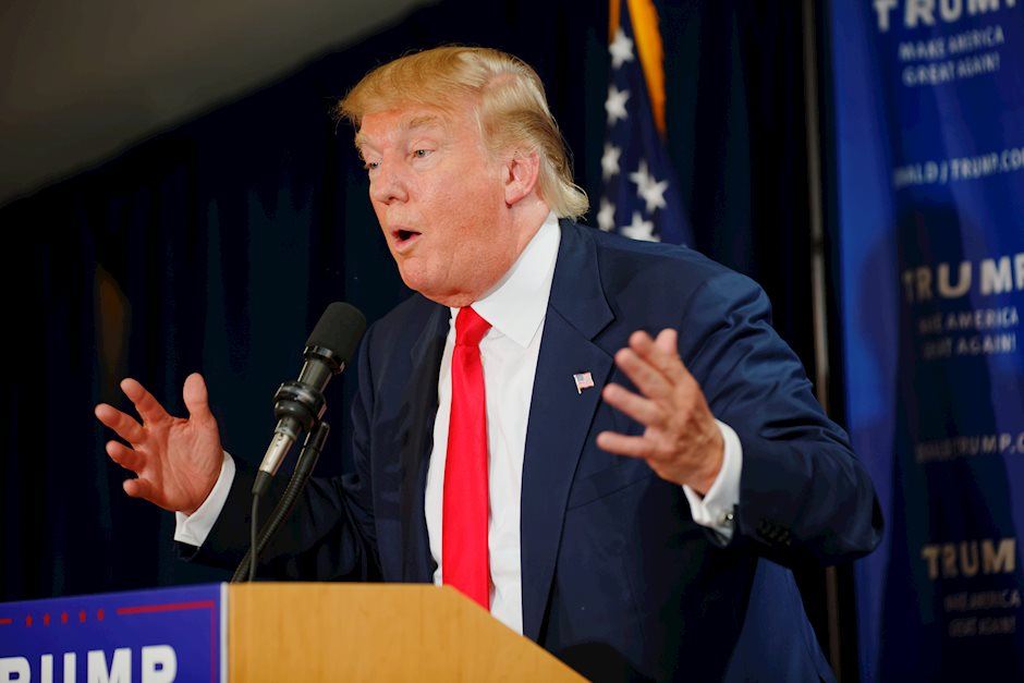 Trump khiến sự bất ổn thương mại tăng vọt