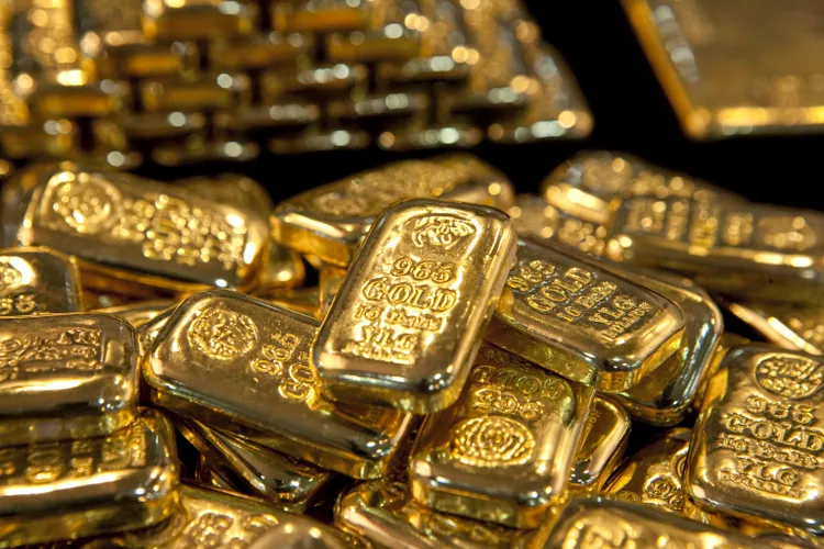 Giá vàng lập đỉnh trên 3.000 USD/ounce: Căng thẳng Trung Đông và bất ổn kinh tế đẩy nhà đầu tư tìm nơi trú ẩn