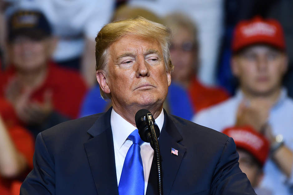 Lựu đạn thuế quan của Trump tấn công nền kinh tế toàn cầu