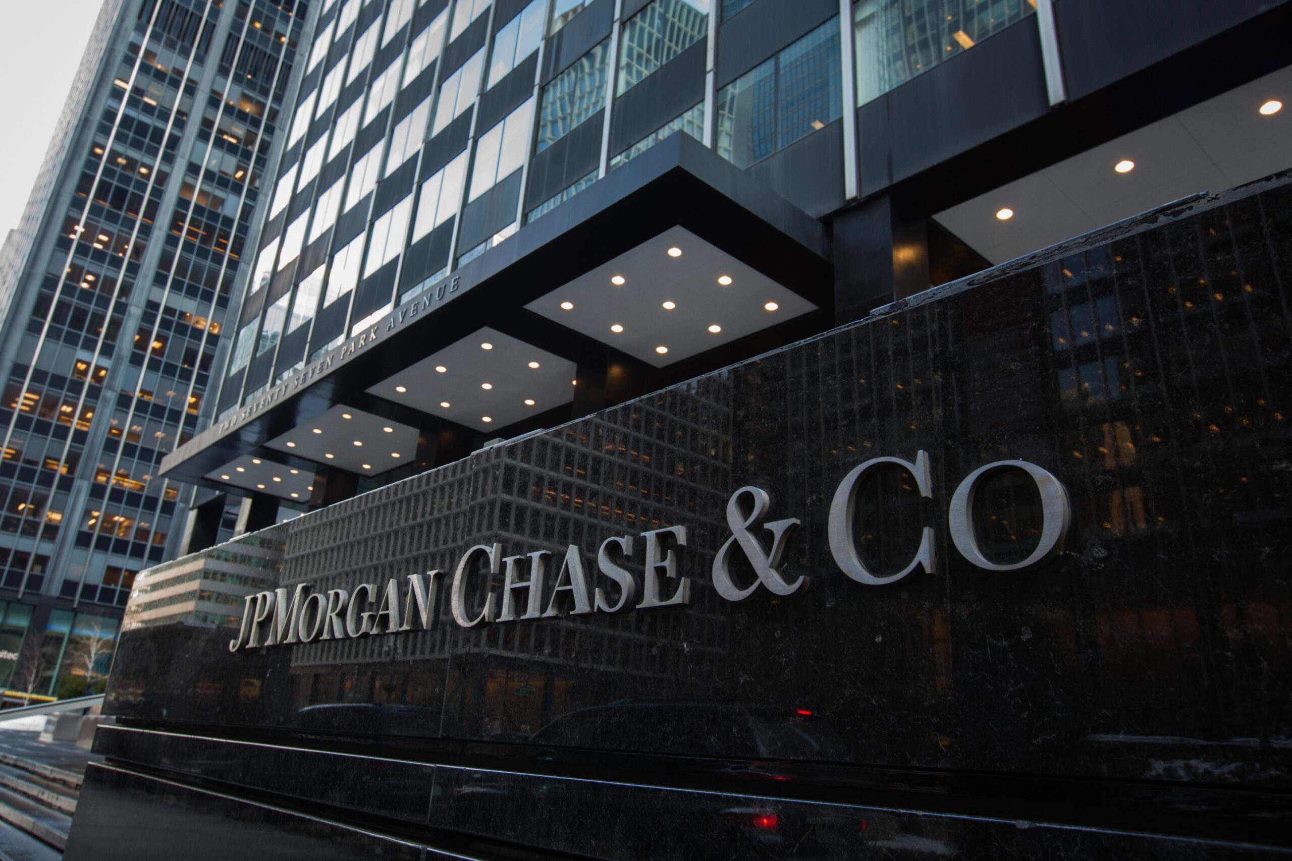 JPMorgan thử nghiệm tiền điện tử với giao dịch được mã hóa thông qua Ondo Finance