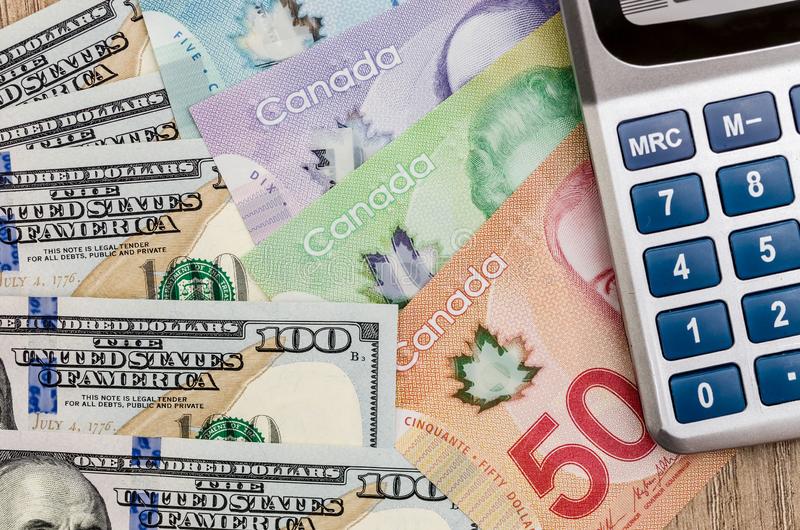USD/CAD giảm xuống gần 1,3800 trước khi công bố PCE của Hoa Kỳ và GDP của Canada