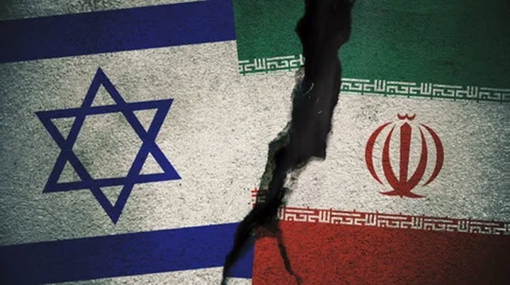 Israel tấn công Iran, làm gia tăng căng thẳng trước cuộc đàm phán với Hoa Kỳ