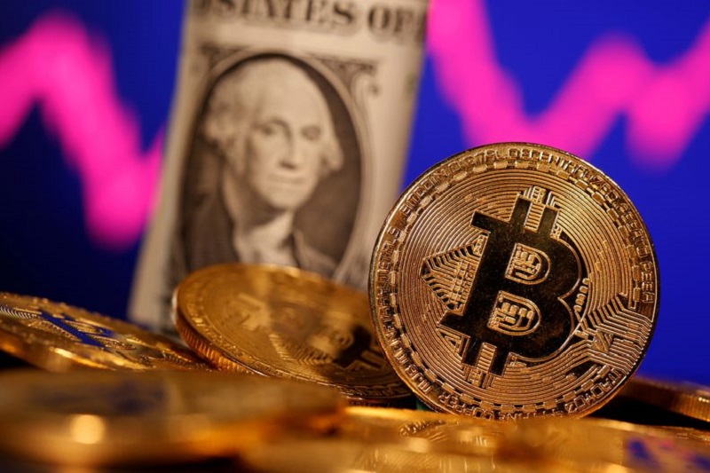 Bitcoin tăng lên gần 119.000 USD nhờ động lực lập pháp; altcoin tiếp tục phục hồi