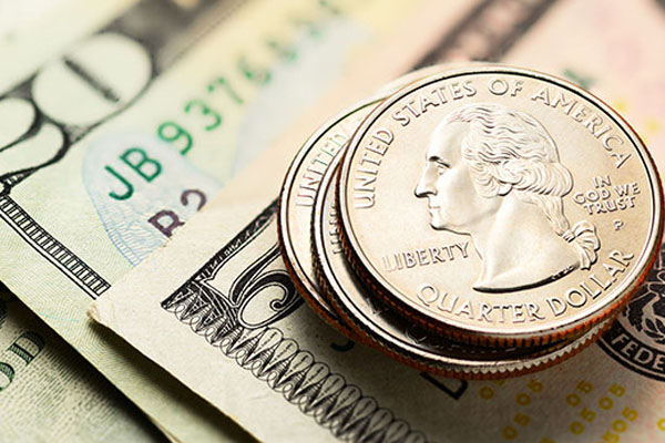 Vàng Tích Lũy Trước Sóng Lớn – USD/JPY Tăng Tốc Khi Yên Lao Dốc Hậu Bầu Cử Nhật