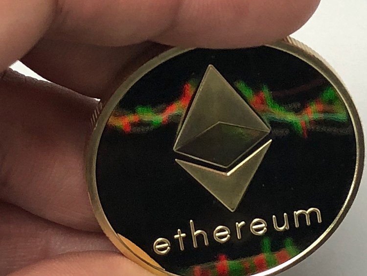 Các ETF Ethereum phá vỡ kỷ lục khi nhu cầu tăng vọt