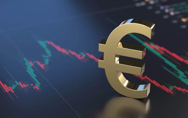 Đồng Euro giảm giá do tác động của thuế quan và bất ổn chính trị tại Pháp
