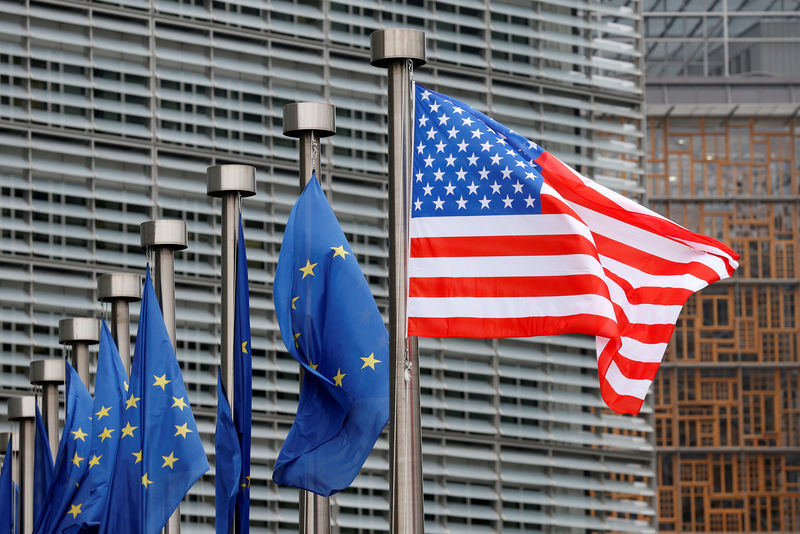 Bị ông Trump ép nhượng bộ thương mại, EU chuẩn bị đáp trả – WSJ