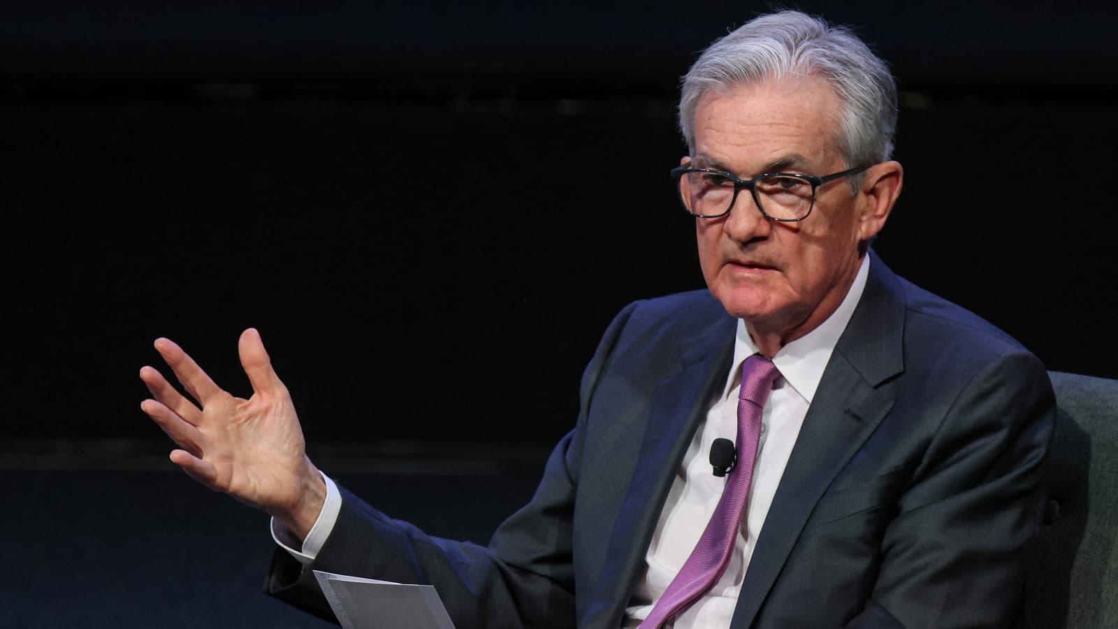 Powell giữ nguyên quan điểm: Đồng đô la phục hồi khi chủ tịch Fed tiếp tục giữ chức vụ cao nhất