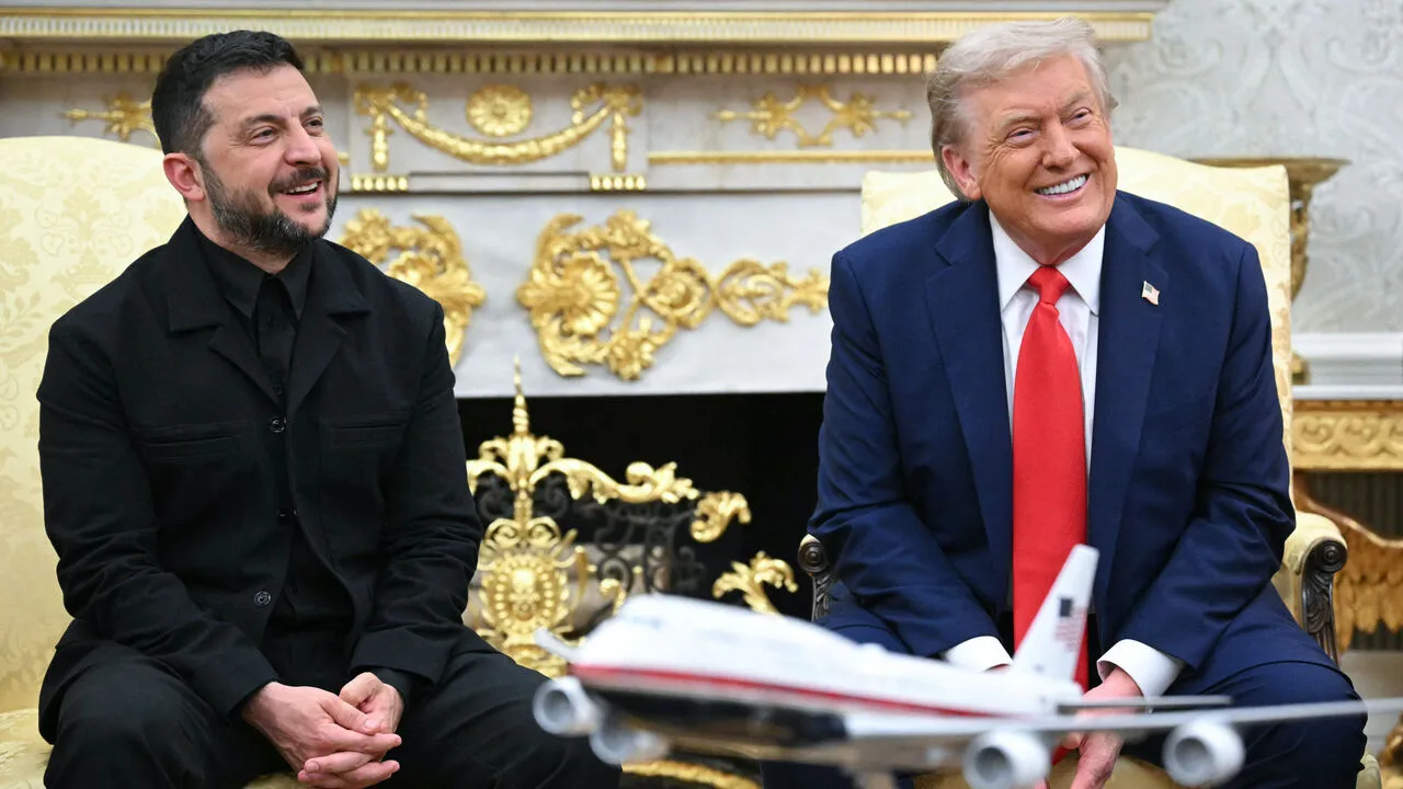Cuộc gặp Trump - Zelensky, lạm phát Canada được chú ý