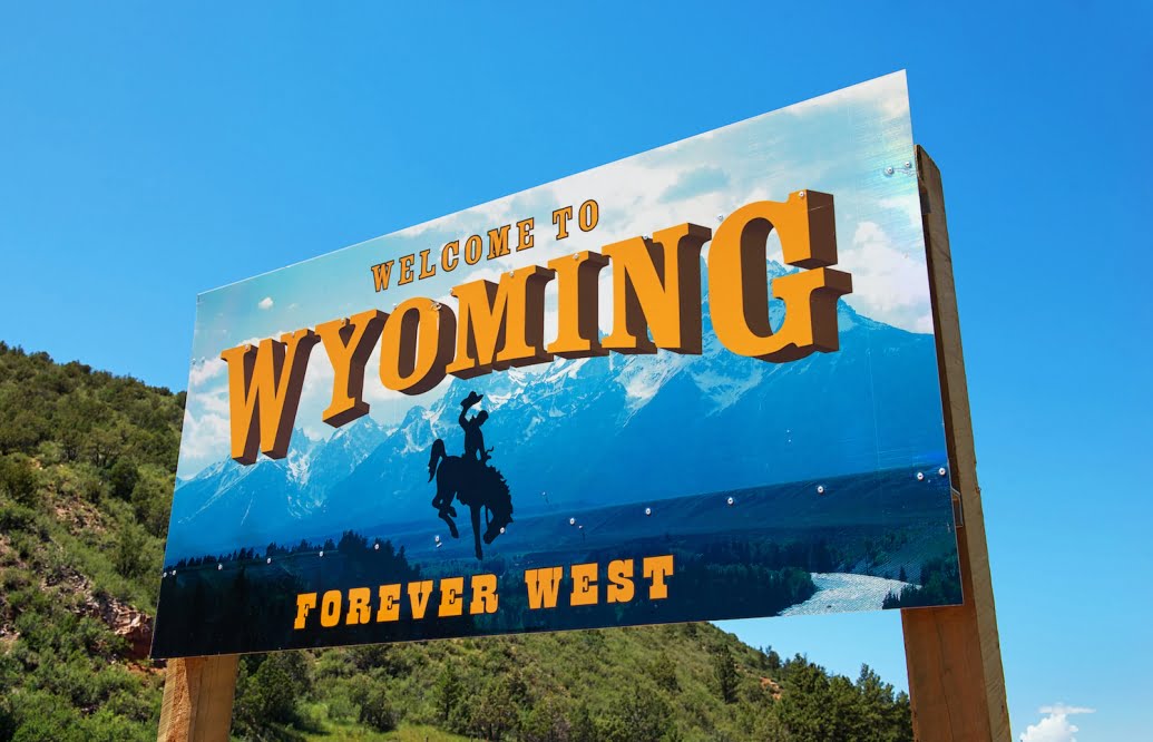 Wyoming ra mắt đồng tiền ổn định đầu tiên do tiểu bang phát hành FRNT, được thúc đẩy bởi việc thông qua dự luật GENIUS