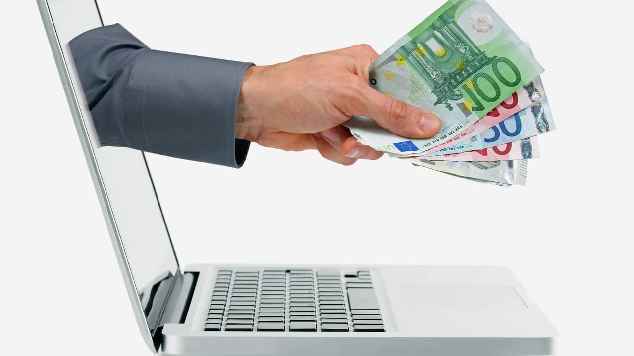 Rút tiền từ MetaTrader 4 (MT4) như thế nào? Có mất phí không?