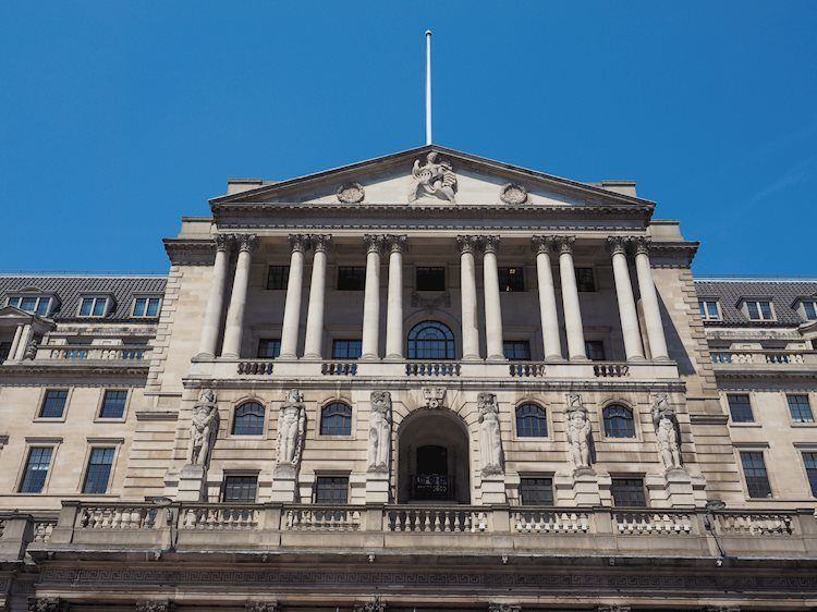 Dhingra của BoE: Thuế quan của Hoa Kỳ sẽ gây áp lực giảm lạm phát ở Anh - Reuters