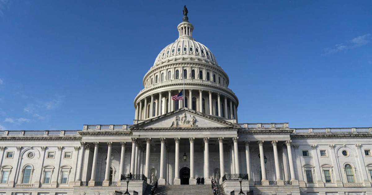 Thượng viện Hoa Kỳ thông qua dự luật mở cửa lại chính phủ liên bang