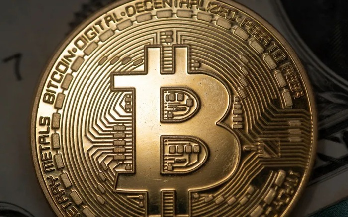 Những thương vụ Bitcoin chấn động thế giới