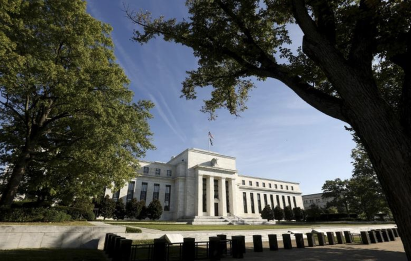 Thống đốc Fed vs. Chủ tịch Fed