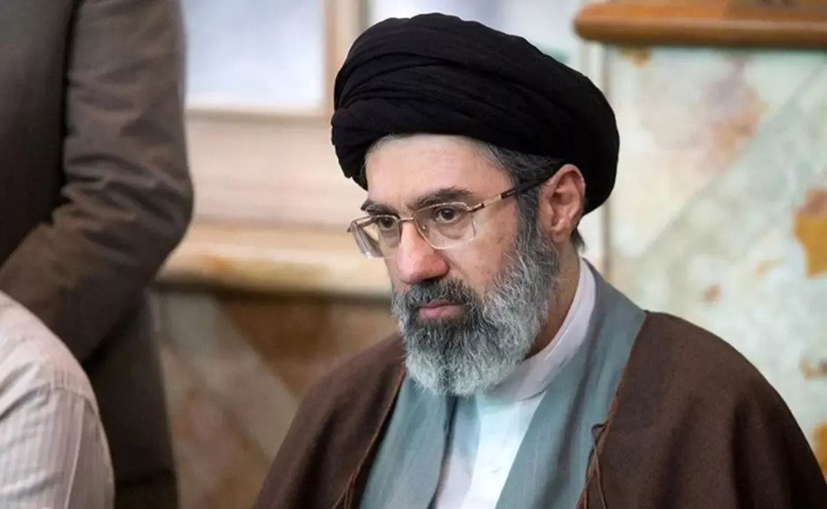 Lãnh đạo tối cao Iran Mojtaba Khamenei: Việc đóng cửa eo biển Hormuz cần tiếp tục gây áp lực lên kẻ thù.