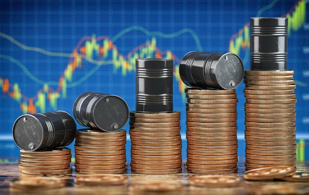 Giá dầu thô WTI tăng mạnh do căng thẳng leo thang giữa Iran và vùng Vịnh, cùng với sự sụt giảm mạnh lượng tồn kho của Mỹ.