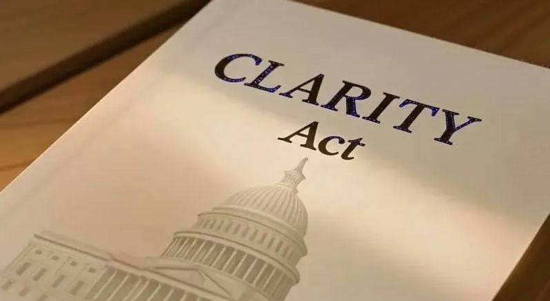 Ông Gallego cảnh báo rằng việc bỏ phiếu vội vàng cho Đạo luật CLARITY có thể làm chậm tiến trình lập pháp.