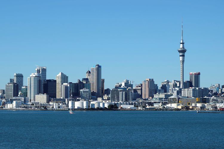 Doanh số bán lẻ của New Zealand giảm 0,5% so với quý trước trong quý 2, cao hơn mức dự kiến ​​0,1%.