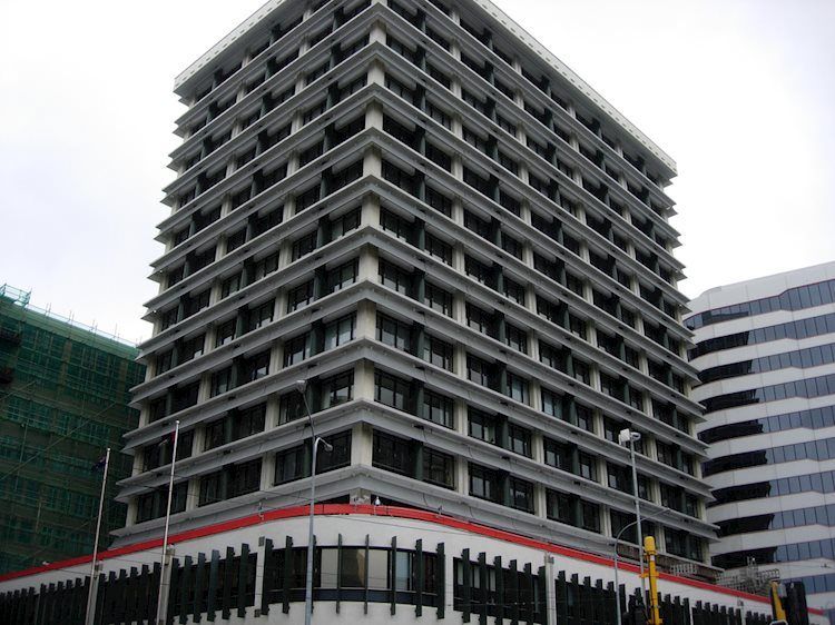 Ông Hansen của Ngân hàng Dự trữ New Zealand