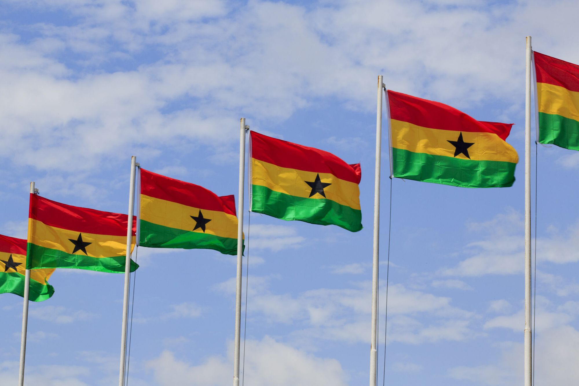 Ghana phát triển hệ thống thanh toán dựa trên đồng Nhân dân tệ để thay thế đồng Đô la Mỹ.