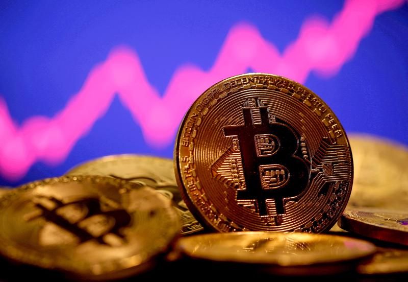Bitcoin giảm xuống còn 59.000 đô la mặc dù nhu cầu từ các nhà đầu tư Hoa Kỳ tăng