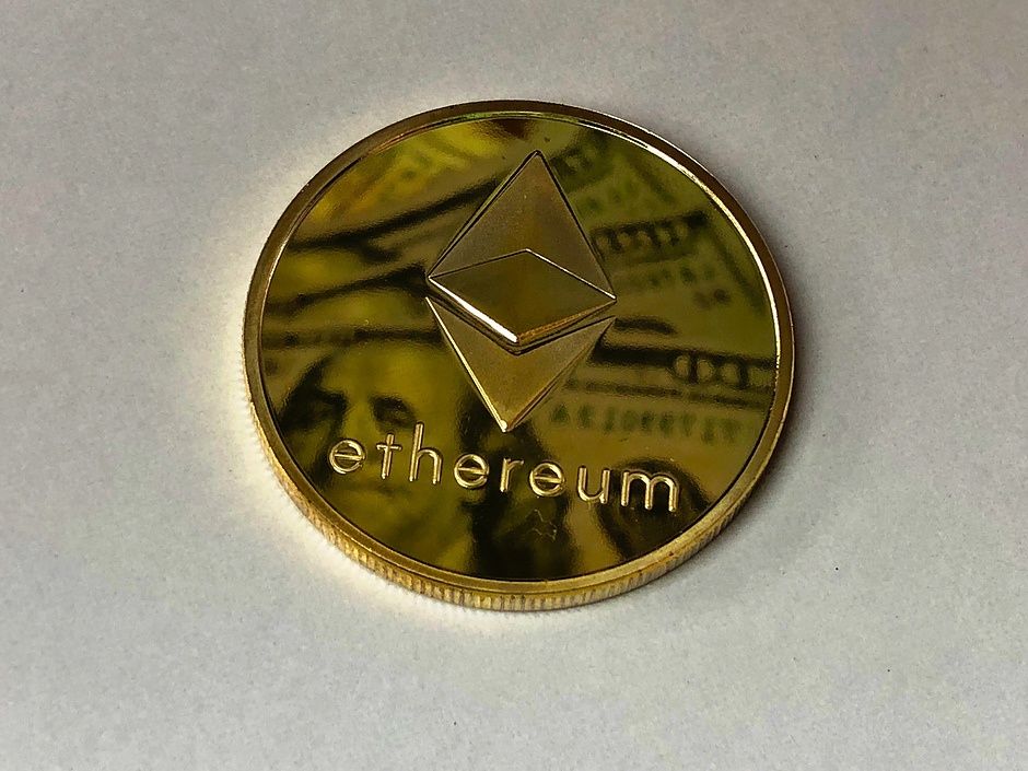 Giá Ethereum đang có xu hướng giảm vì dữ liệu trên chuỗi cho thấy xu hướng tiêu cực